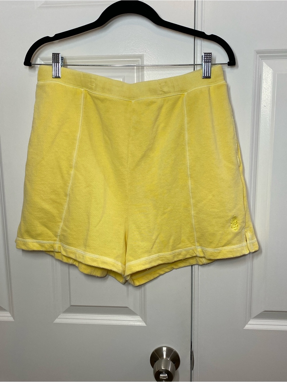 2fer/Set - We The Free Yellow Oversized Sweatshirt and Shorts Set - Picture 5 of 6